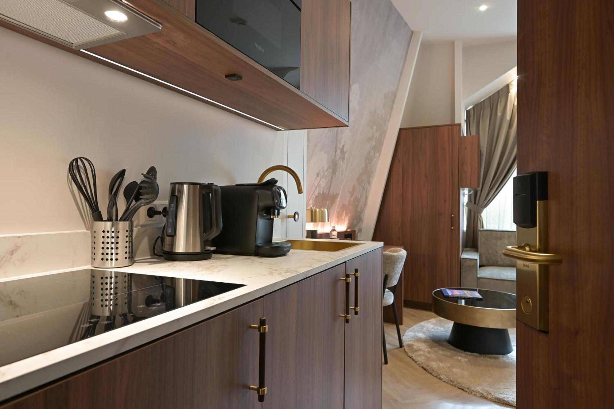 Novallure Downtown - Short Stay Apartments 海牙 外观 照片